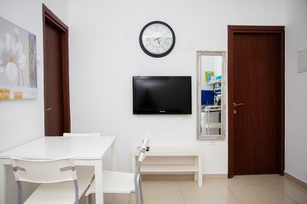Apartment Serenity Bat Yam Exterior foto
